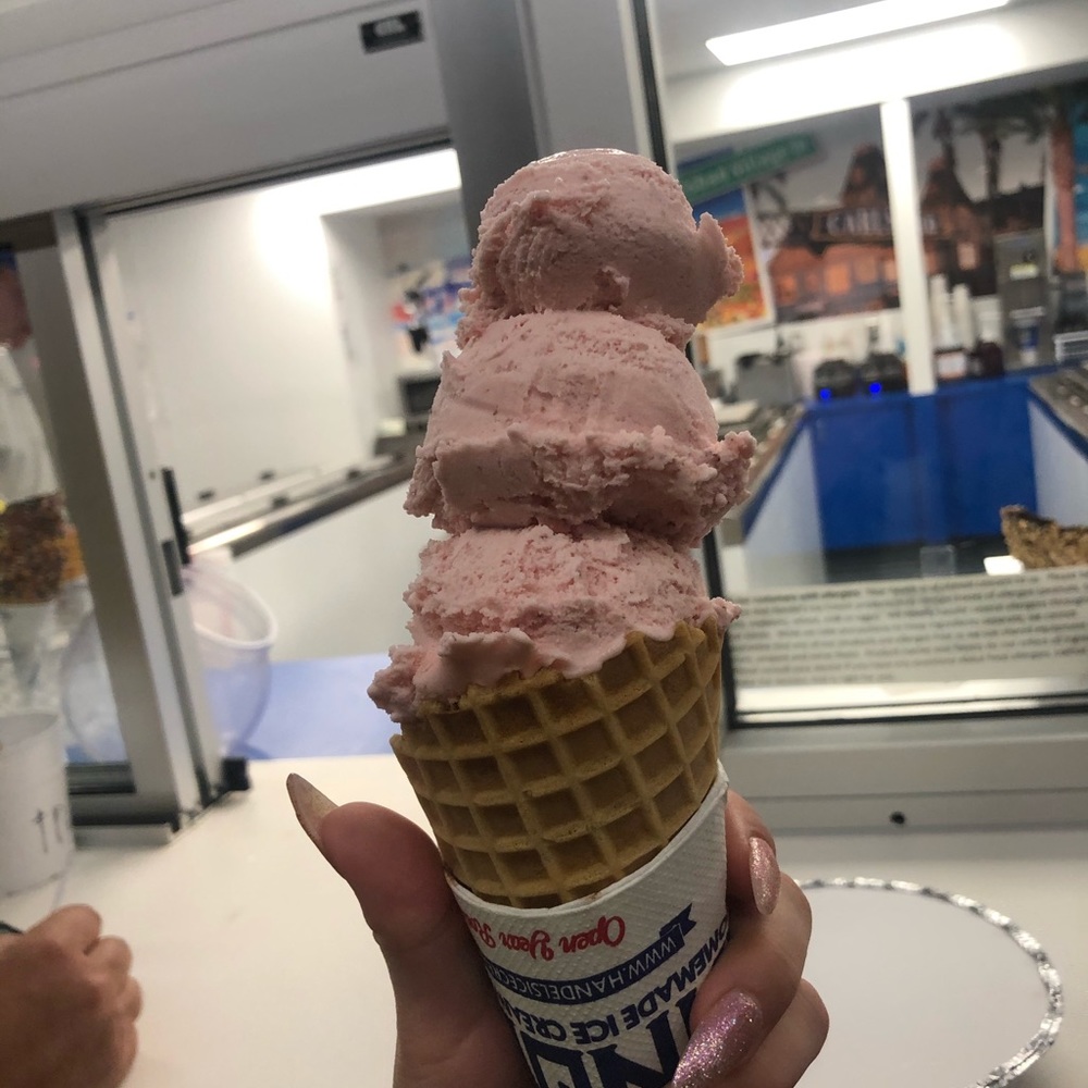 Meet your Posher, Sierra